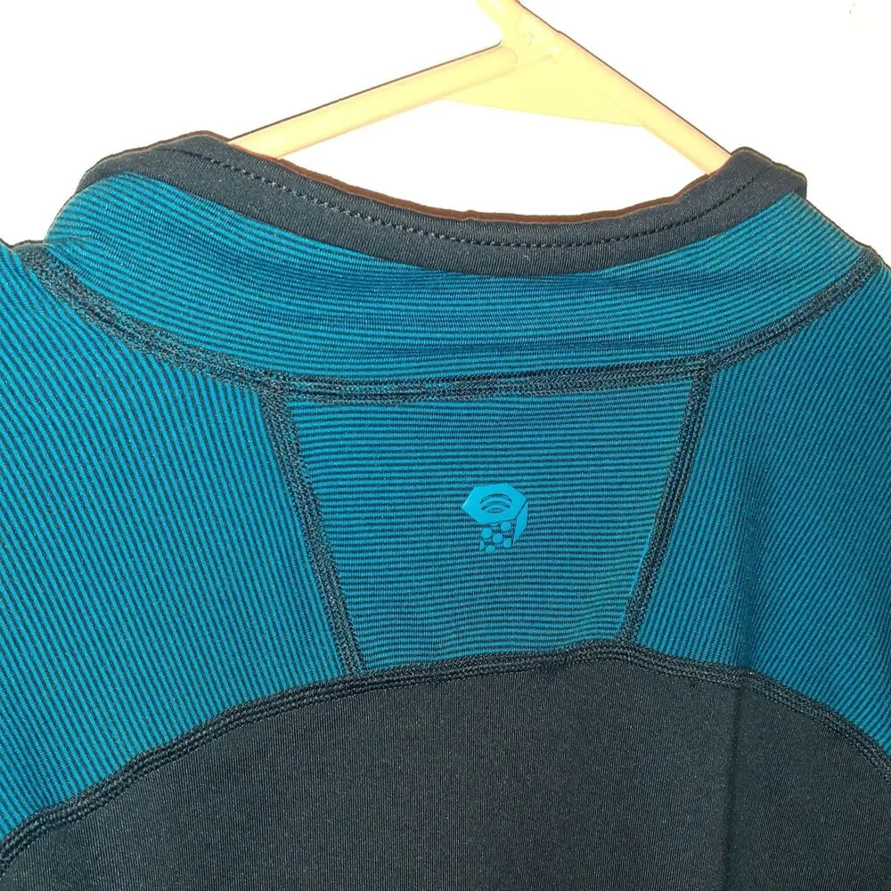 Mountain Hardwear top men's small s Navy Blue 1/4 Zip Pullover Long Sleeve shirt